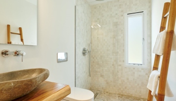 Resa estates villa es cubells frutal summer luxury bathroom .png